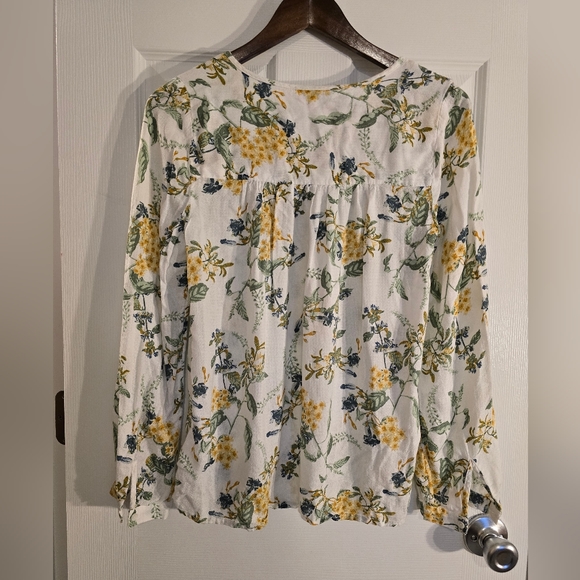 Lucky lightweight floral top - Picture 2 of 3